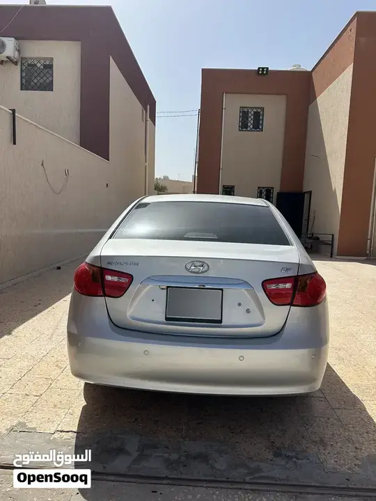 Hyundai Avante 2009 photo 3