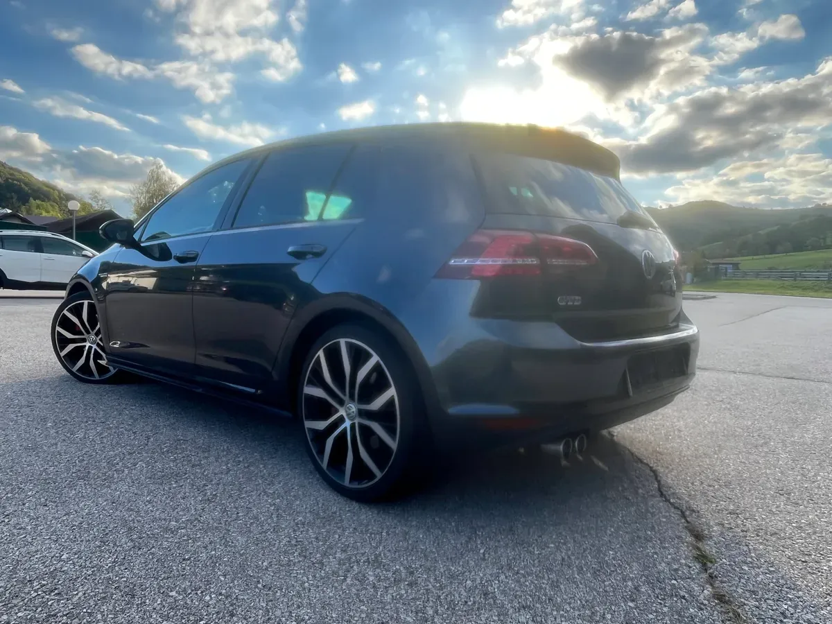 Volkswagen Golf 2014 photo 3