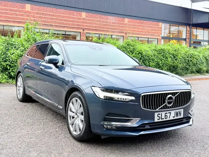 Volvo V90