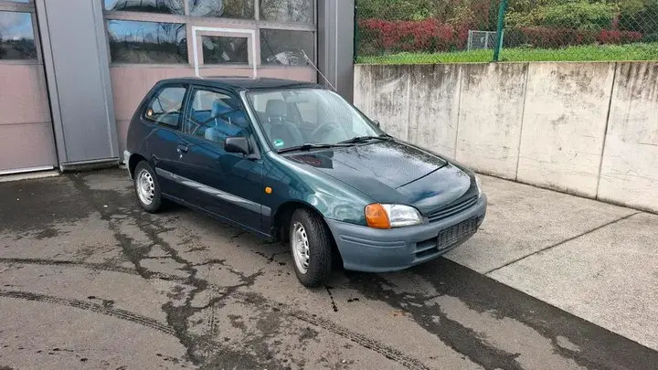 Toyota Starlet