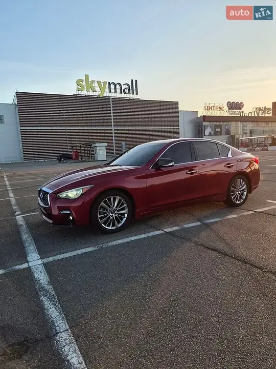 Infiniti Q50