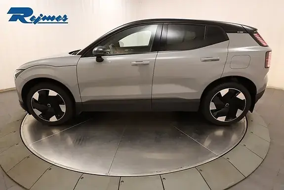 Volvo Ex30 2025 photo 3