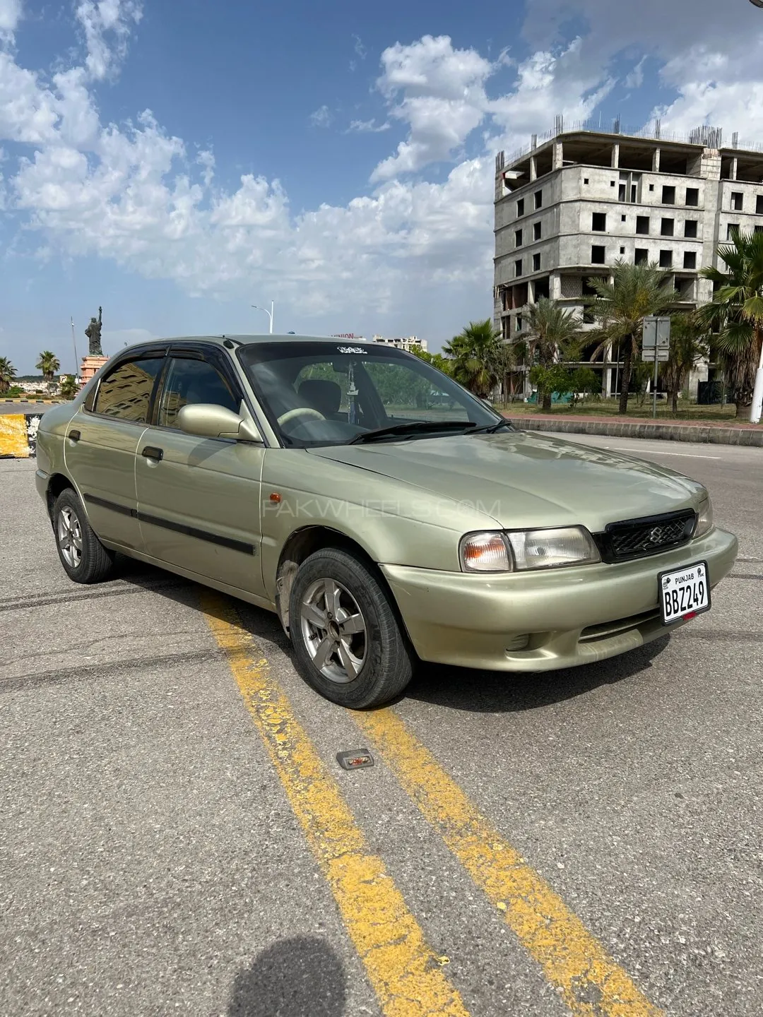 Suzuki Baleno