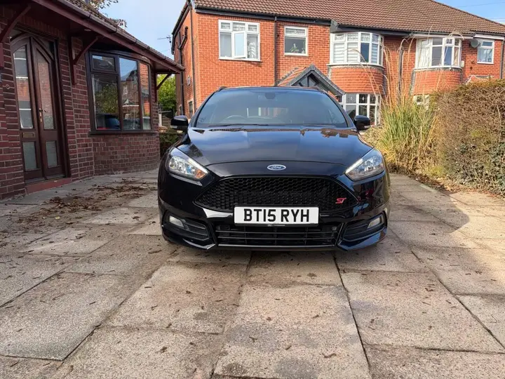 Ford Focus 2015 photo 3
