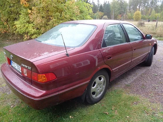 Toyota Camry 2000 photo 5