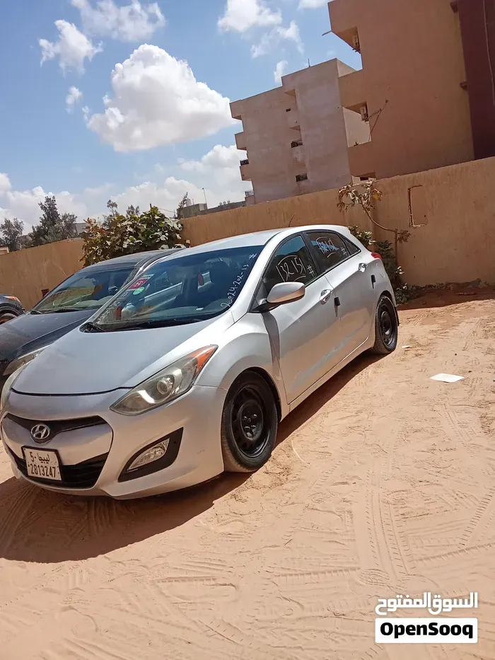 Hyundai Elantra 2014 photo 3