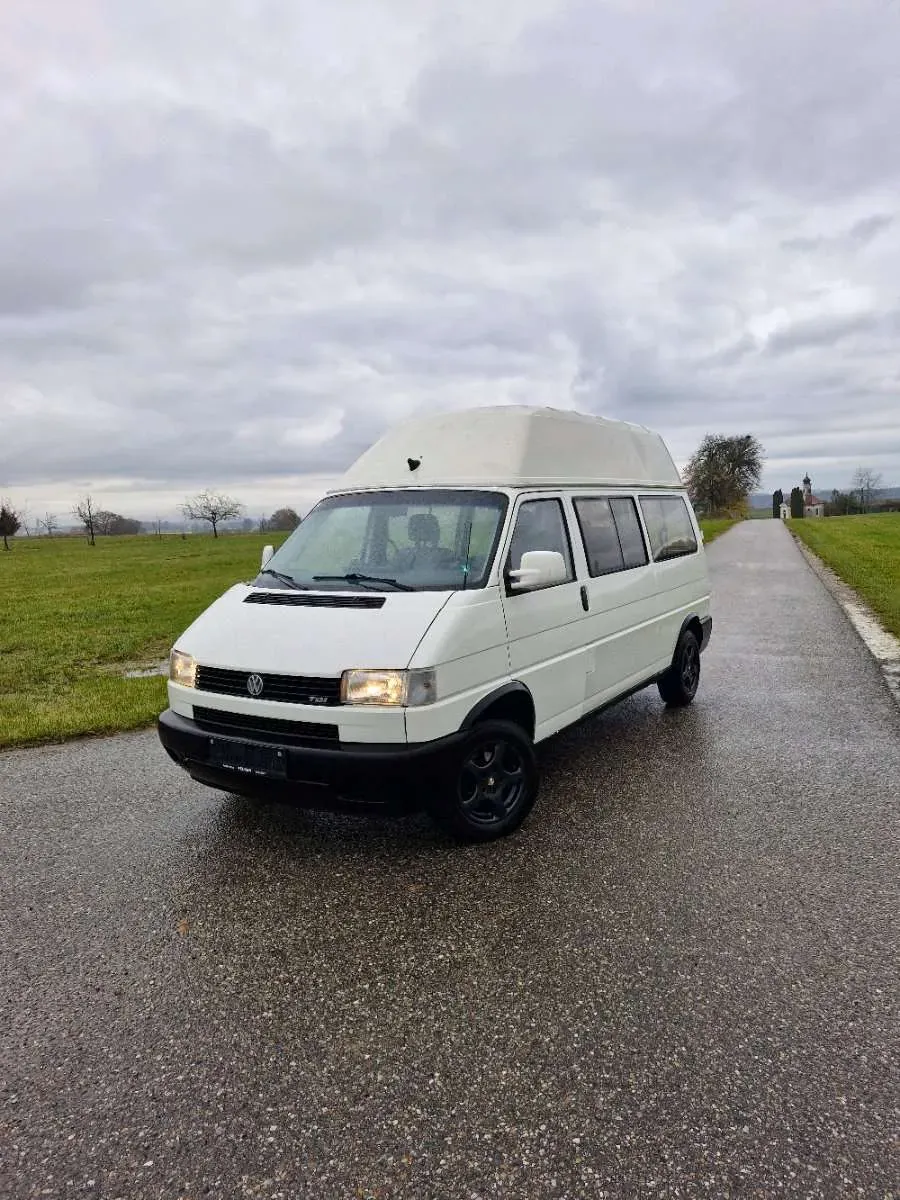 Volkswagen T4 1998 photo 3