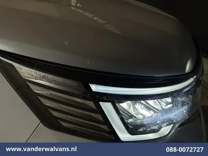 Renault Trafic 2023 photo 3