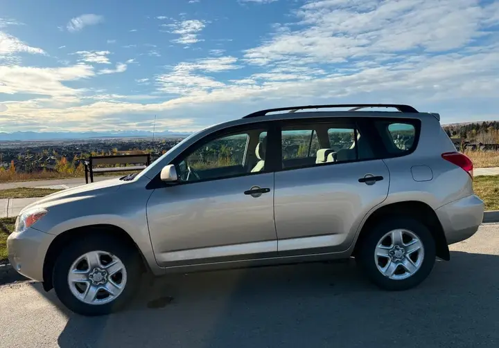 Toyota Rav4 2008 photo 3