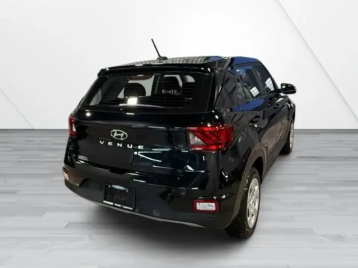 Hyundai Venue 2025 photo 5