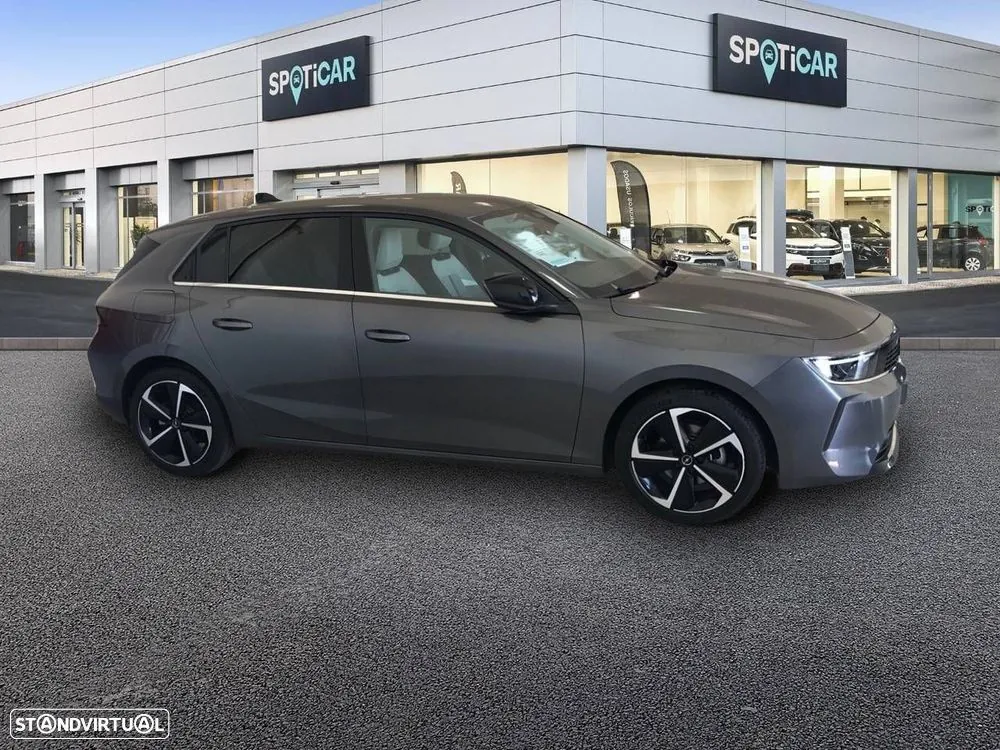 Opel Astra 2023 photo 4