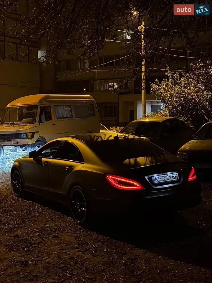 Mercedes-Benz Cls-Class 2011 photo 3