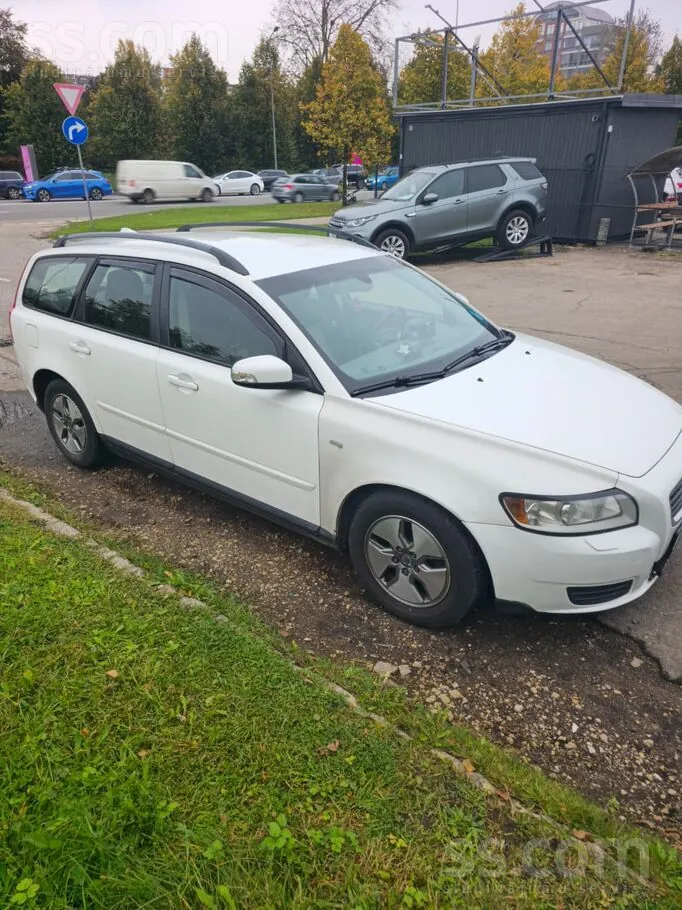 Volvo V50 2008 photo 3