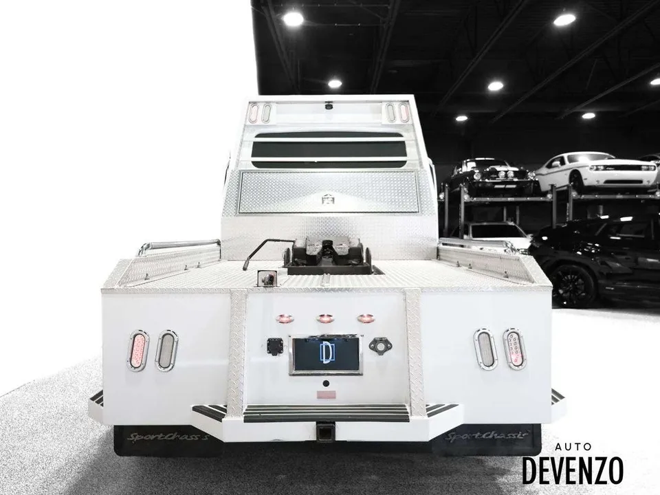 Freightliner Sportchassis 2013 photo 4