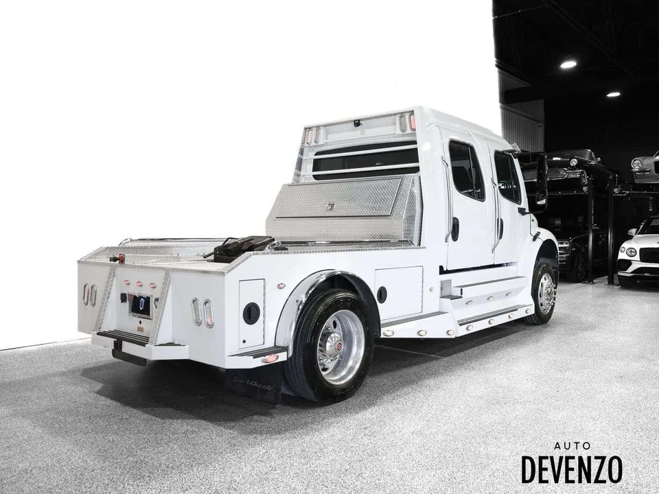 Freightliner Sportchassis 2013 photo 3