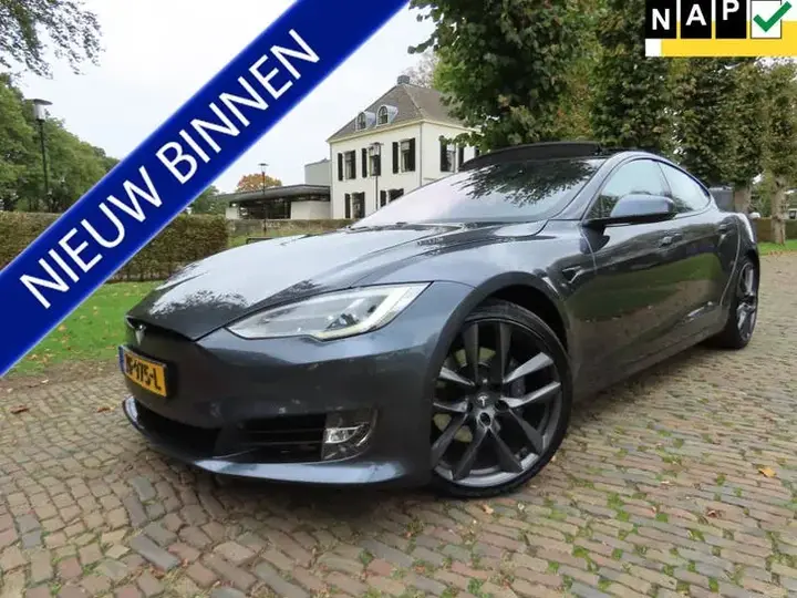 Tesla Model S