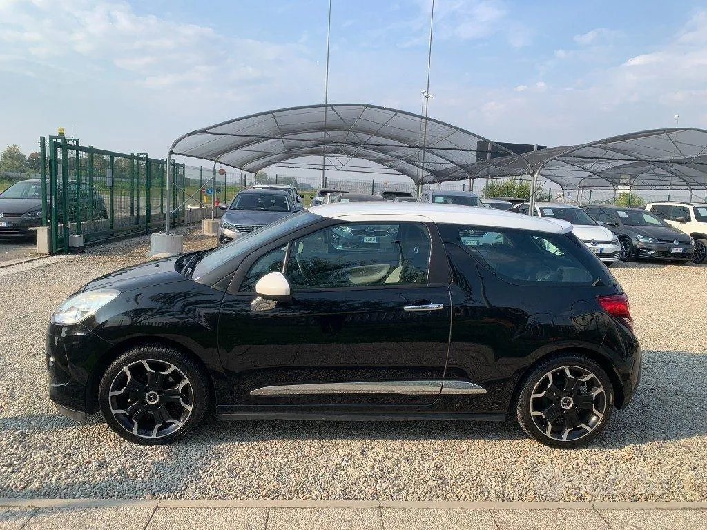 DS Automobiles Ds 3 2013 photo 2