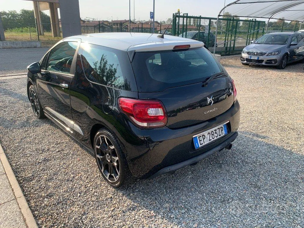 DS Automobiles Ds 3 2013 photo 3