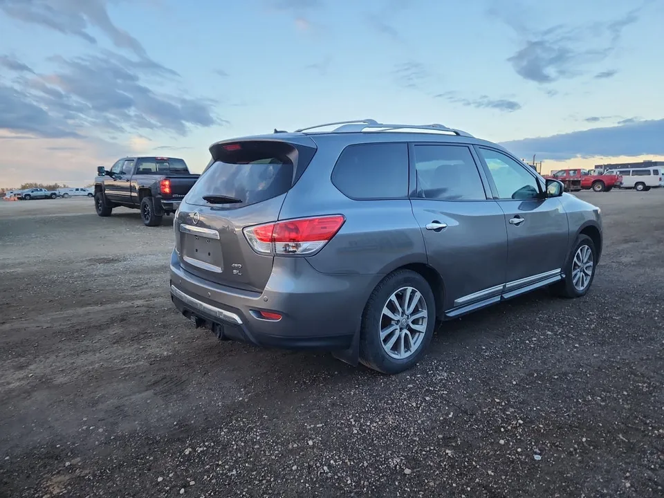 Nissan Pathfinder 2015 photo 4