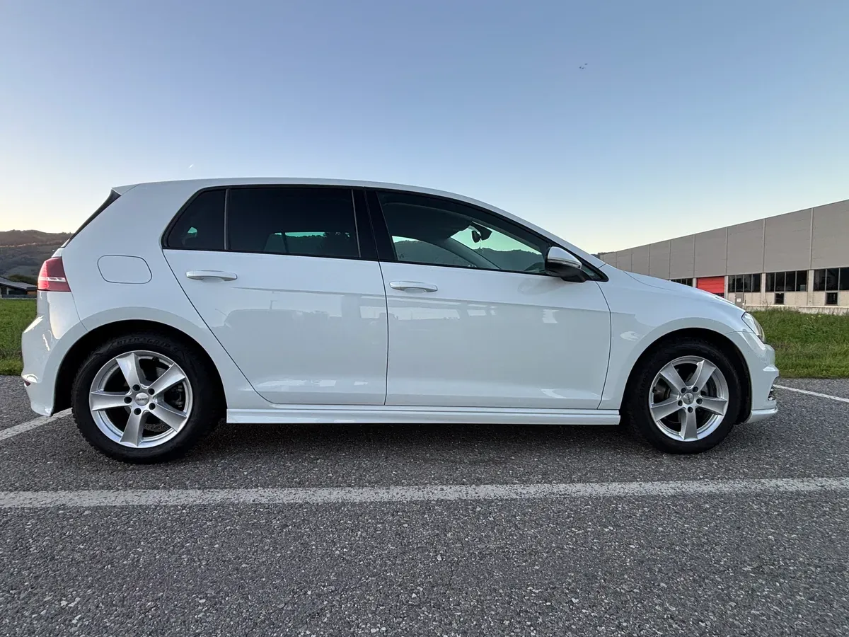 Volkswagen Golf 2016 photo 2