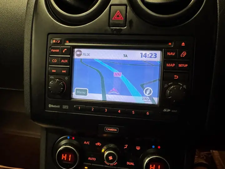 Nissan Qashqai 2012 photo 4