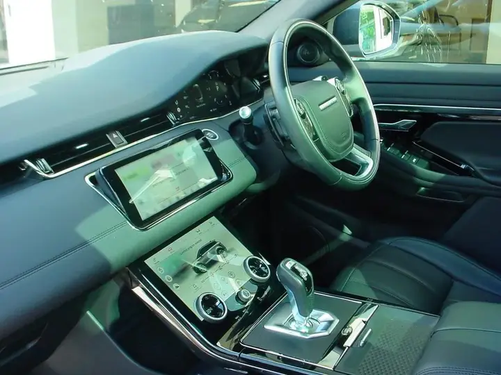 Land Rover Range Rover Evoque 2020 photo 3