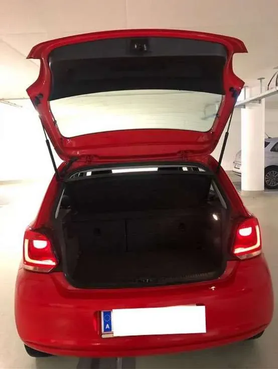 Volkswagen Polo 2010 photo 3