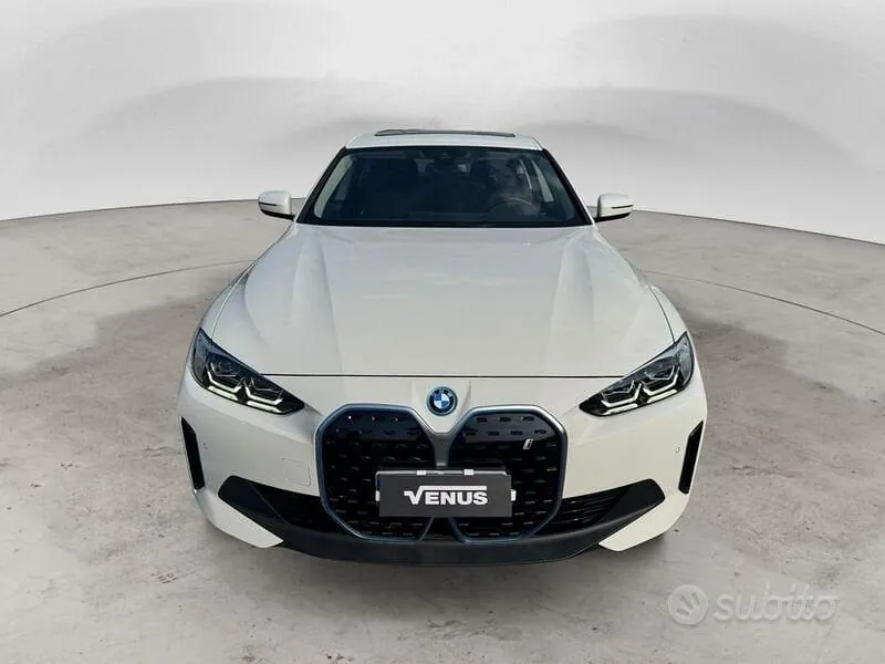 BMW I4 2023 photo 2