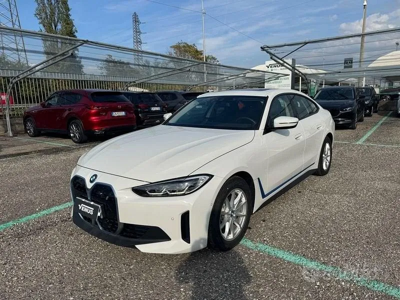 BMW I4 2023 photo 3