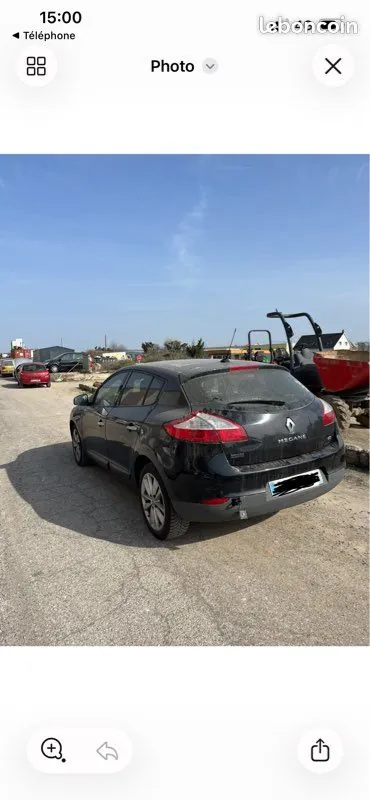 Renault Megane 2011 photo 2