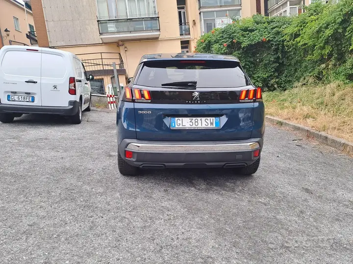 Peugeot 3008 2022 photo 5
