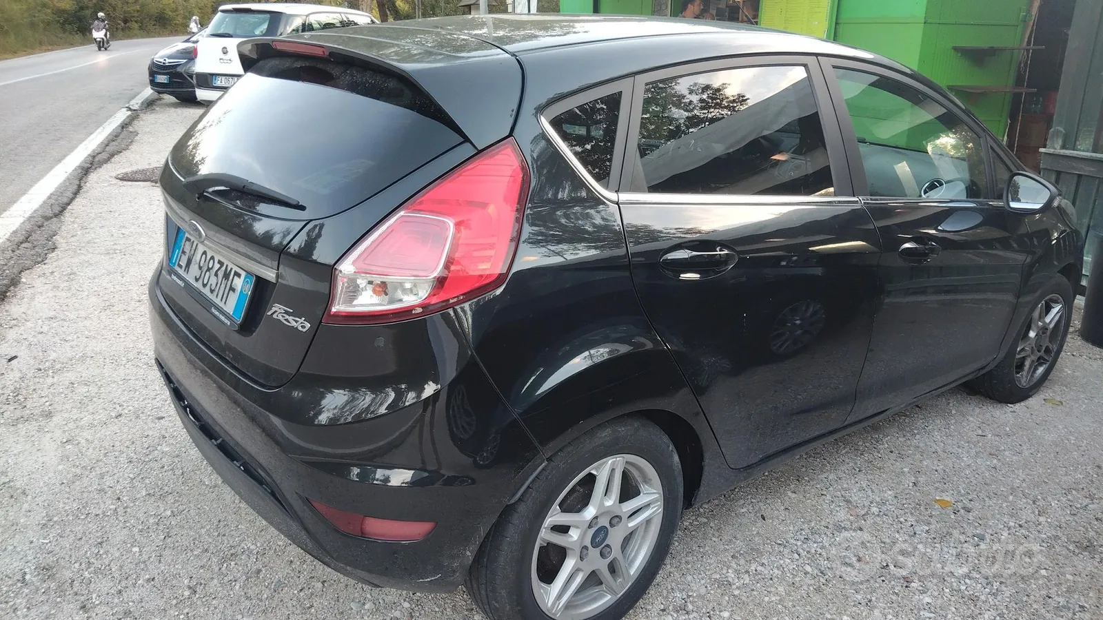 Ford Fiesta 2014 photo 2