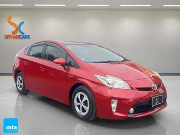 Toyota Prius 2013 photo 2