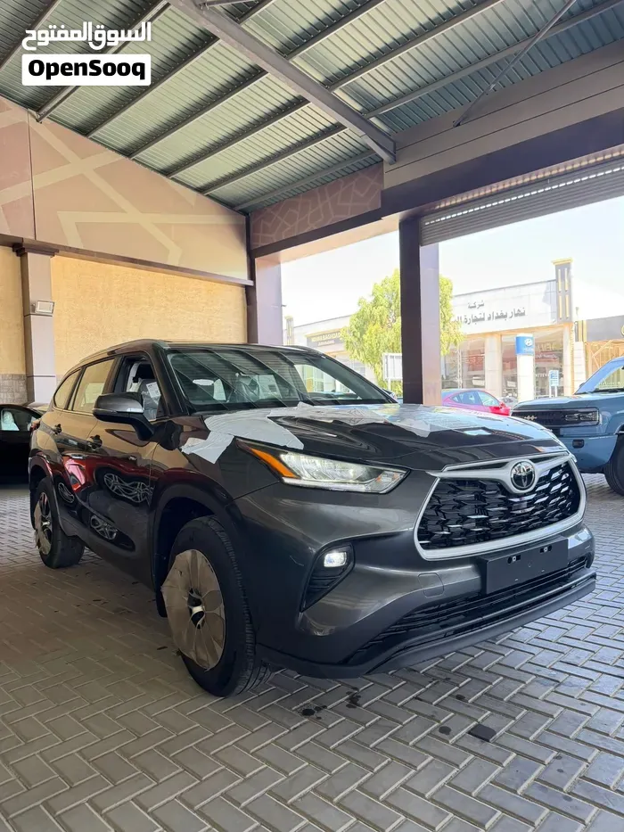 Toyota Highlander 2025 photo 2