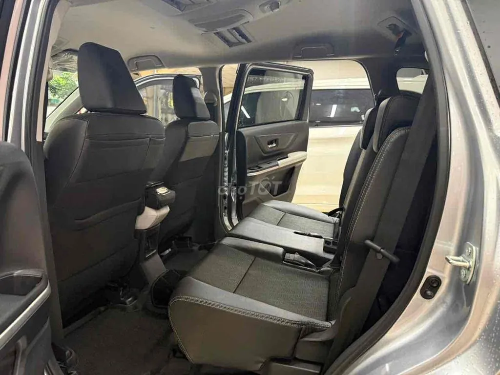 Toyota Veloz Cross 2026 photo 5
