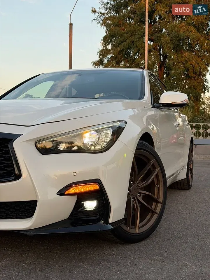 Infiniti Q50 2016 photo 5