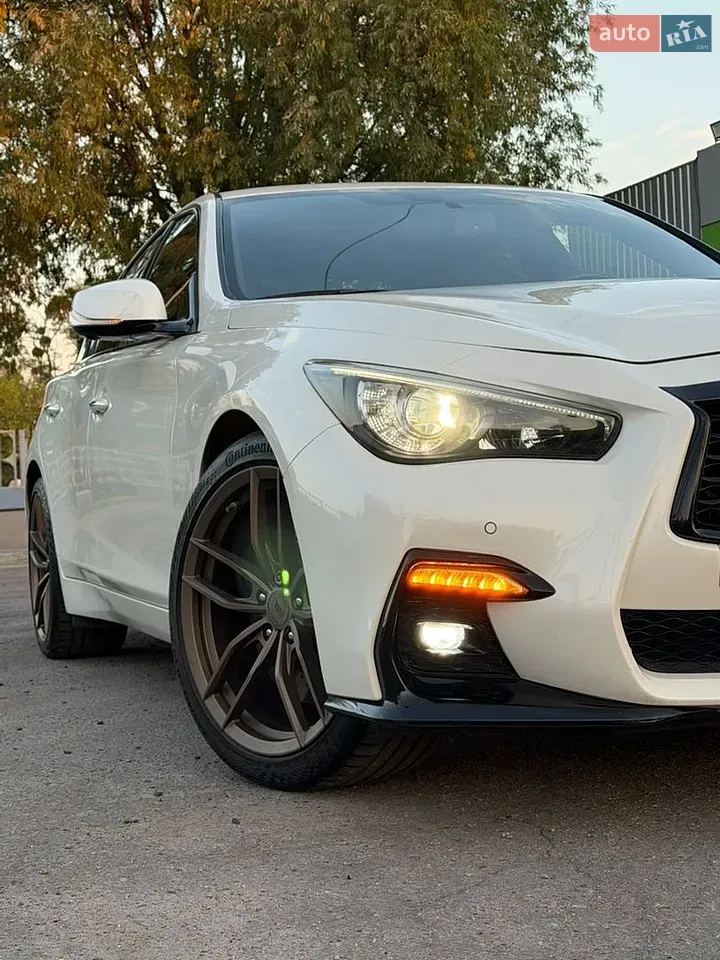 Infiniti Q50 2016 photo 3