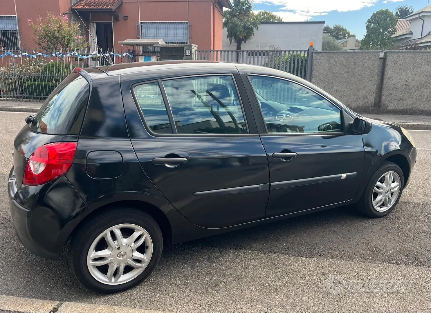 Renault Clio 2006 photo 4
