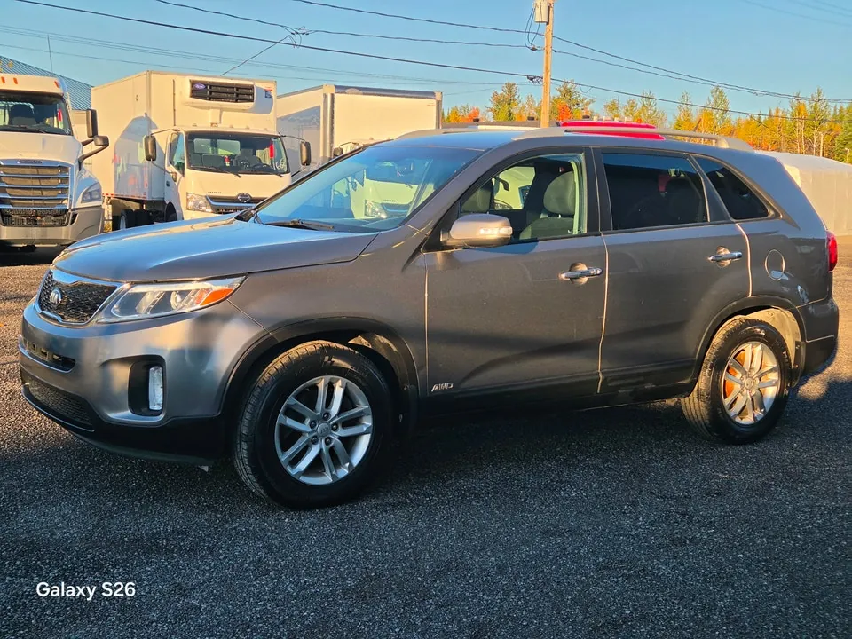 Kia Sorento 2014 photo 2