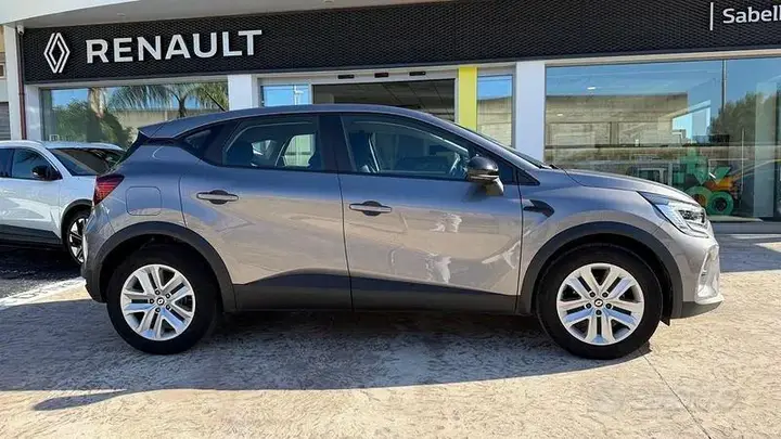 Renault Captur 2024 photo 4