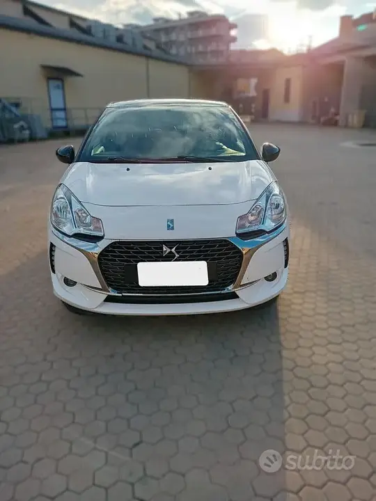 DS Automobiles Ds 3