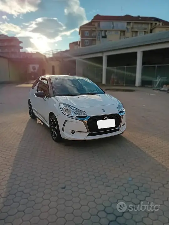 DS Automobiles Ds 3 2017 photo 2
