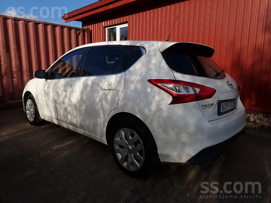 Nissan Pulsar 2015 photo 3