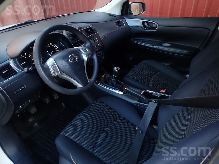 Nissan Pulsar 2015 photo 5