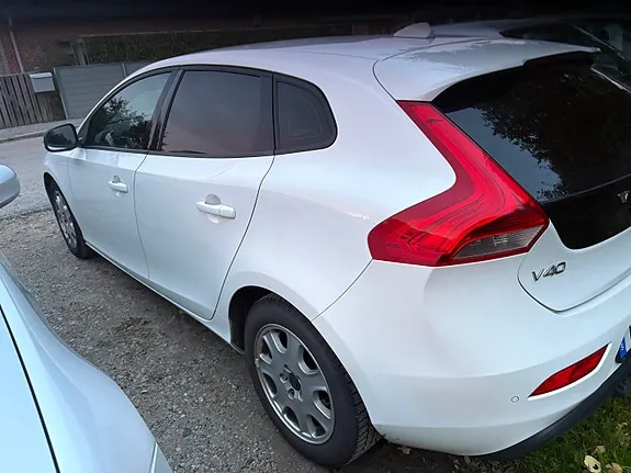 Volvo V40 2014 photo 4
