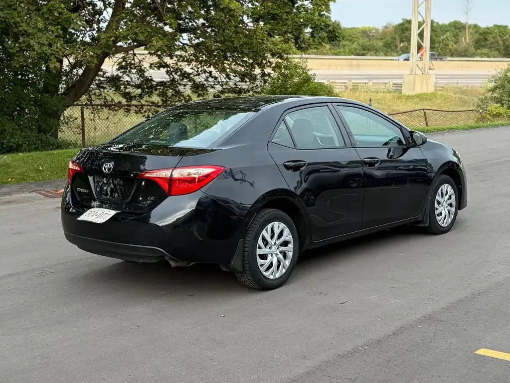 Toyota Corolla 2017 photo 5