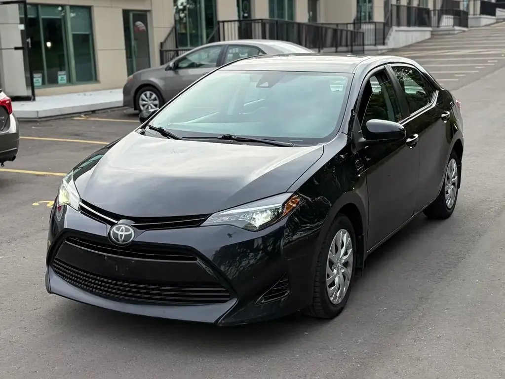 Toyota Corolla 2017 photo 2