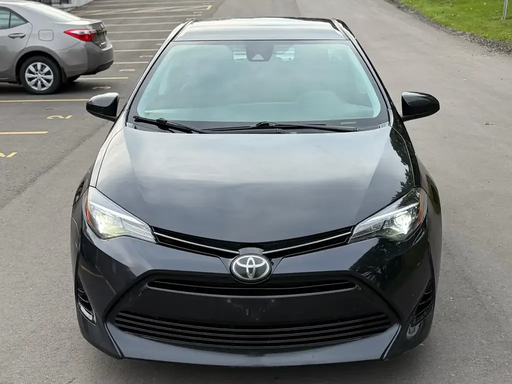 Toyota Corolla 2017 photo 3