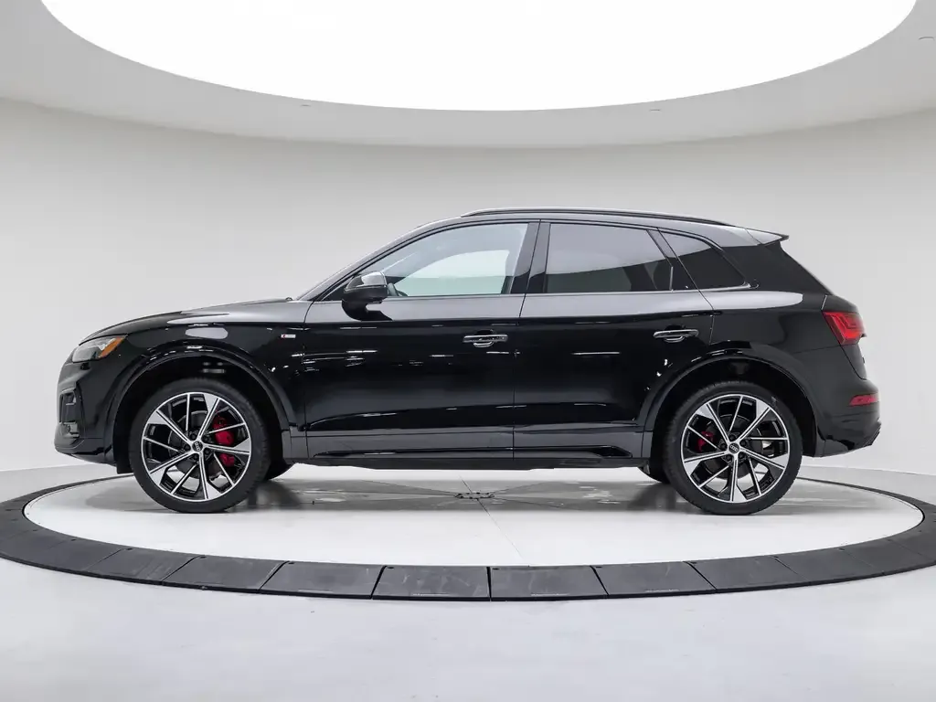 Audi Q5 2024 photo 2