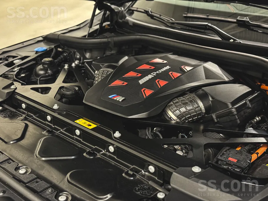 BMW Xm 2024 photo 5